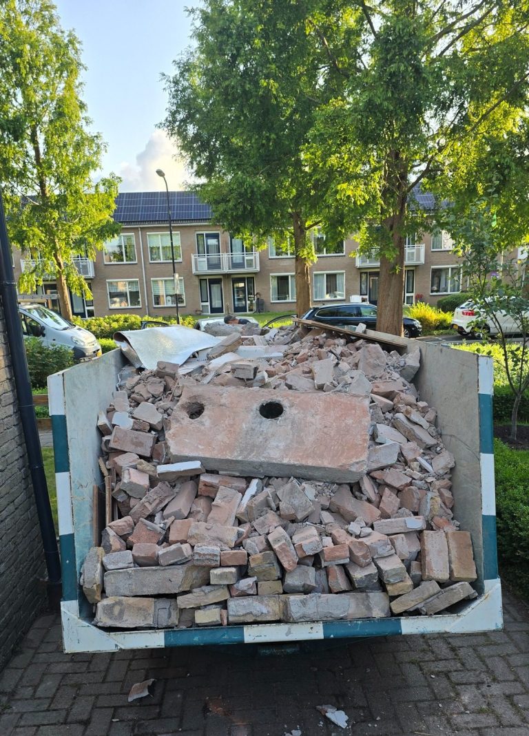 Schoorsteen slopen Laren  Schouw verwijderen Bloemendaal Sloopwerk vakkundig Blaricum